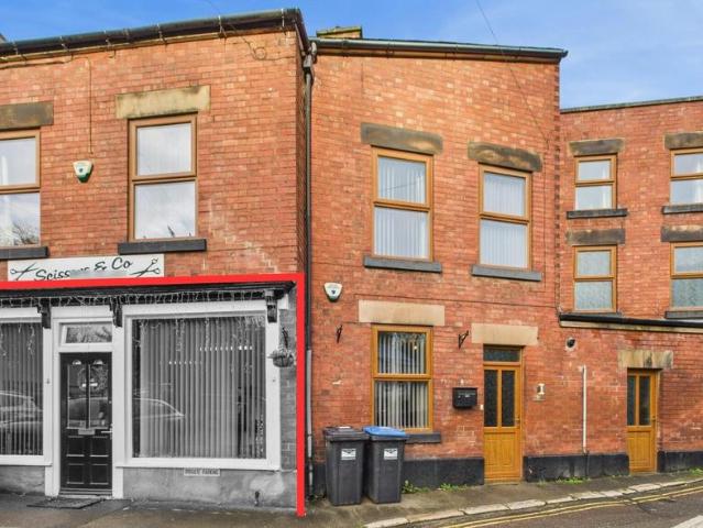House for sale in Froggatt, East Midlands