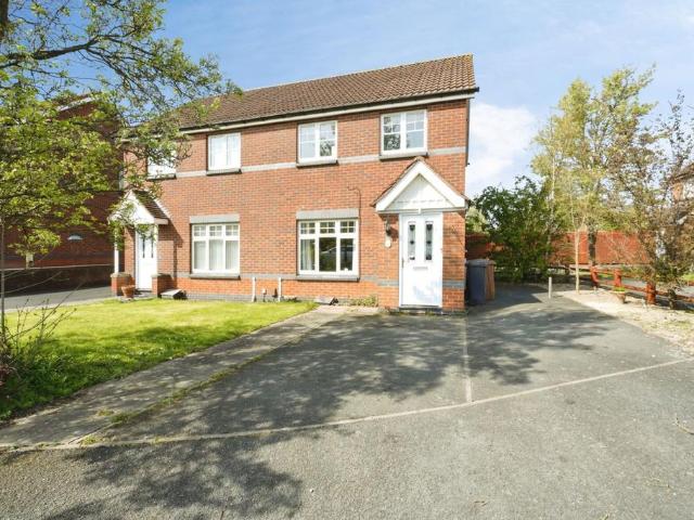 House for sale in Kingshurst, West Midlands