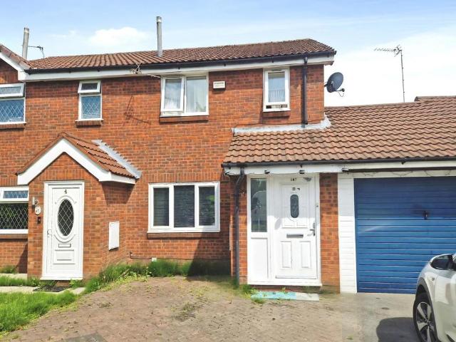 House for sale in New Hall Farm, Wigan