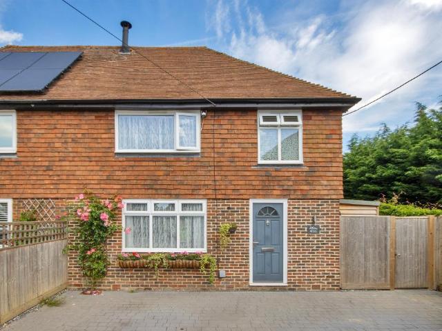 House for sale in Sandown Park, Kent