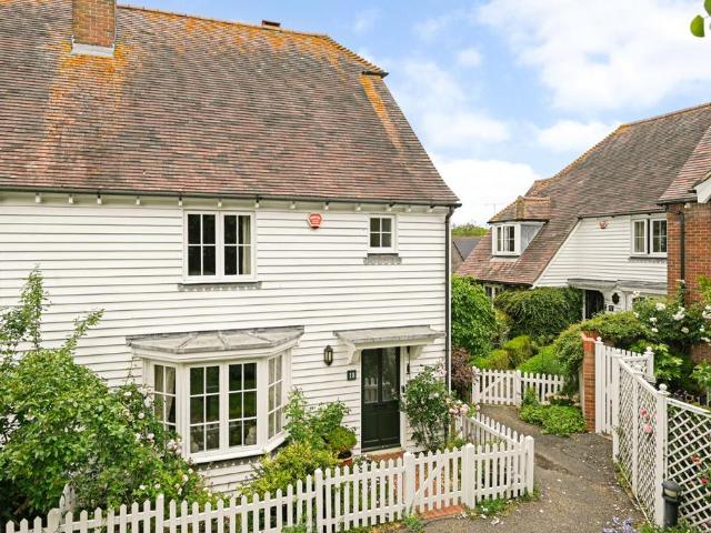 House for sale in Wye, Bridgefield