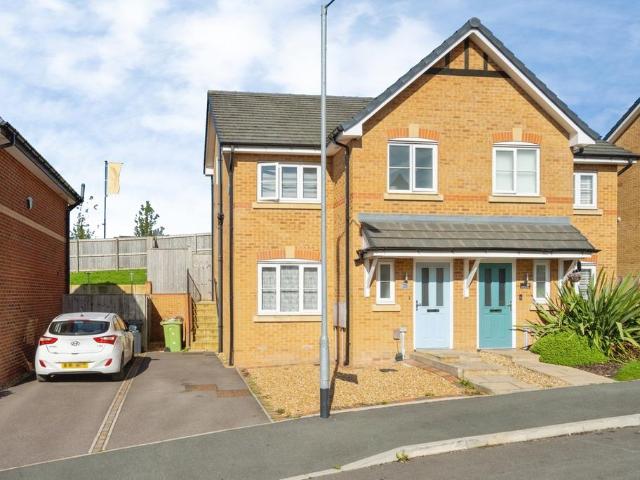 House for sale in Middlebrook, Bolton