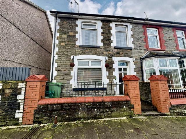 House for sale in Pontypridd, Wales
