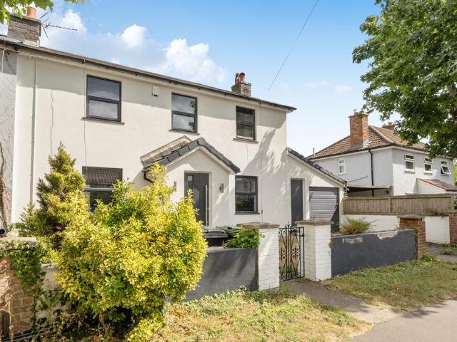 House for sale in Feckenham, City Of Bristol