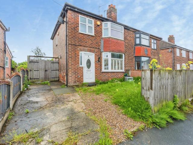 House for sale in Cheadle Hulme, Greater Manchester