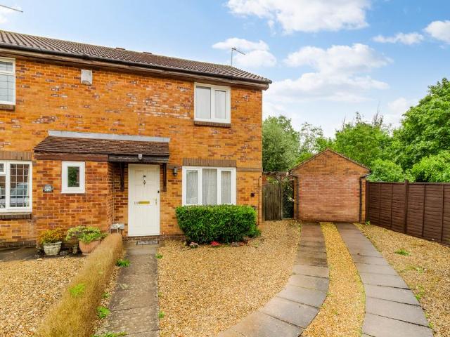 House for sale in East Hunsbury, Far Cotton