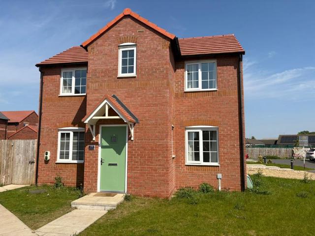 House for sale in Bladon Estate, Boston
