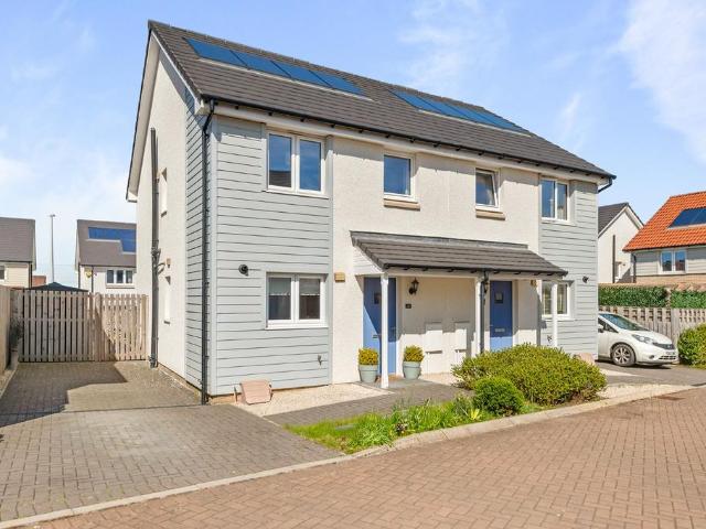House for sale in Calderwood, Ormiston
