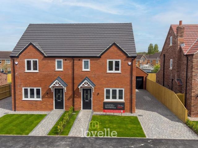 House for sale in Laceby