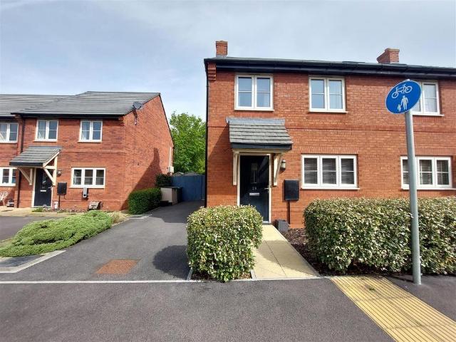 House for sale in Wheatpieces, Tewkesbury