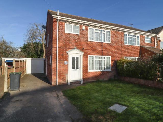 House for sale in Spring Vale, Hampshire