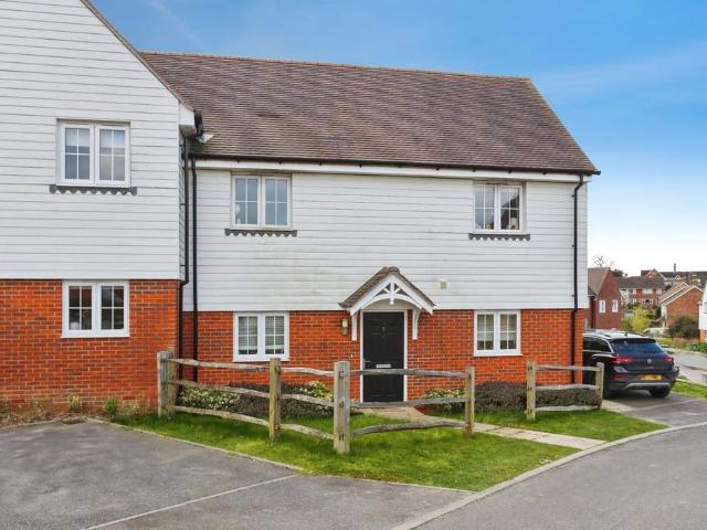 House for sale in Heathlands, East Sussex