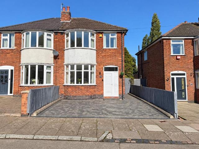 House for sale in Eyres Monsell, Leicester