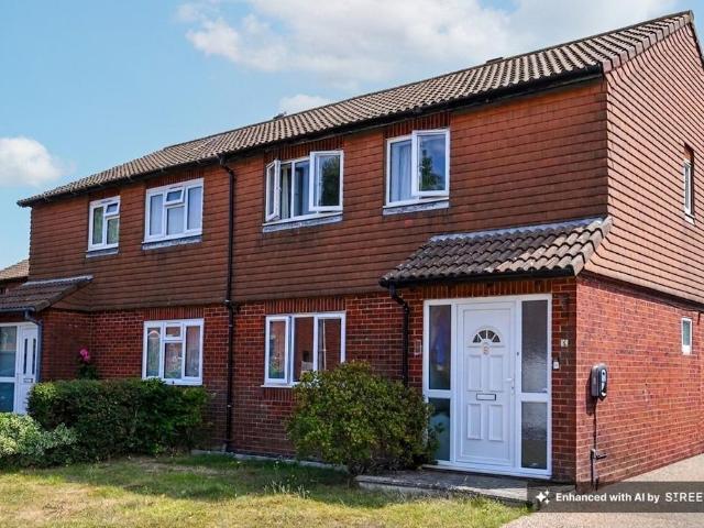 House for sale in Friday Street, Eastbourne