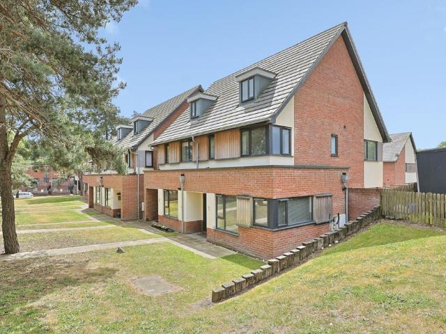 House for sale in New Catton, East Bank