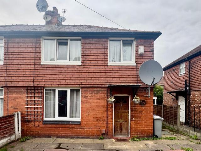 House for sale in Gorse Hill, Trafford Park