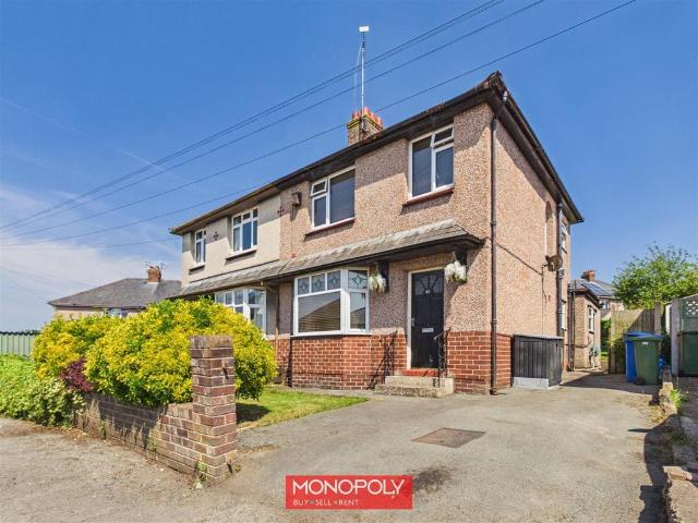 House for sale in Denbigh