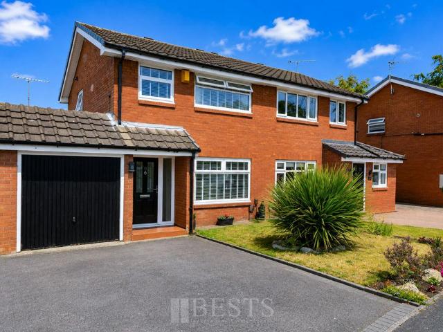 House for sale in Beechwood, Halton