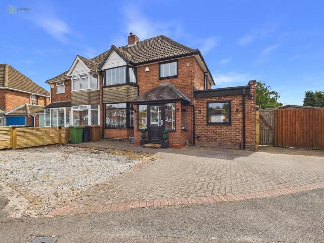 House for sale in Castle Bromwich, West Midlands
