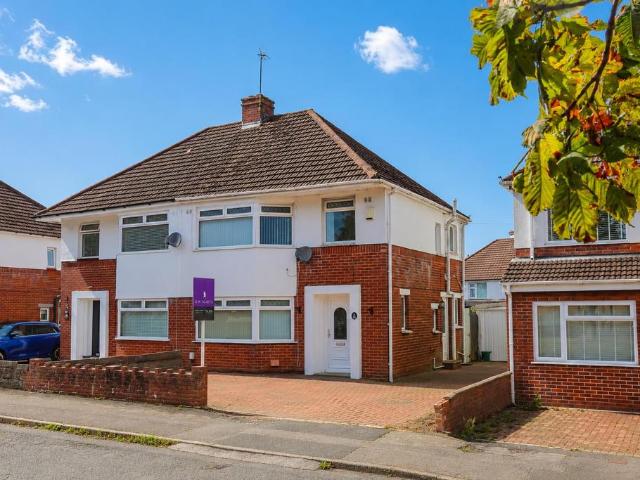 House for sale in Colcot, Barry