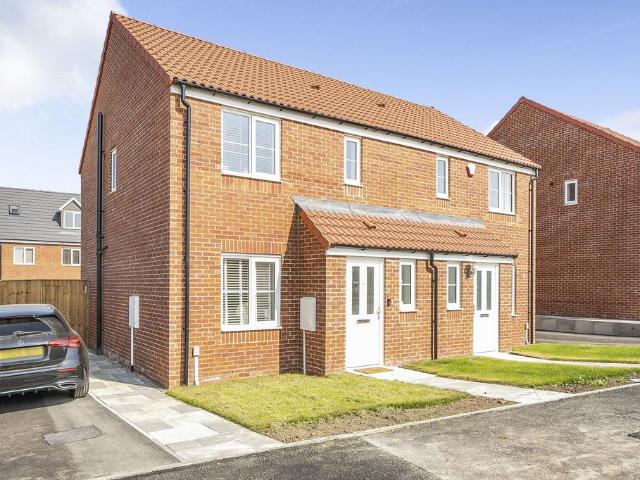 House for sale in Killinghall, York and North Yorkshire