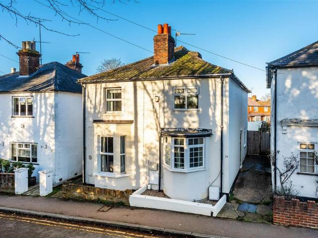 House for sale in Pachesham Park, Surrey