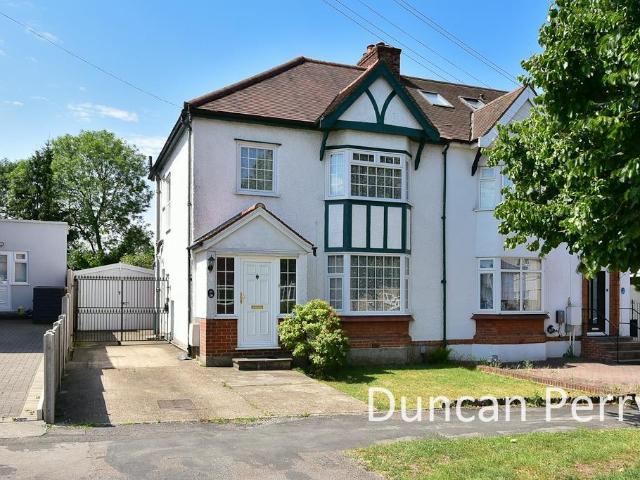 House for sale in Potters Bar, Hertfordshire