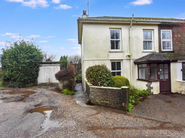 House for sale in Roseworthy, Cornwall