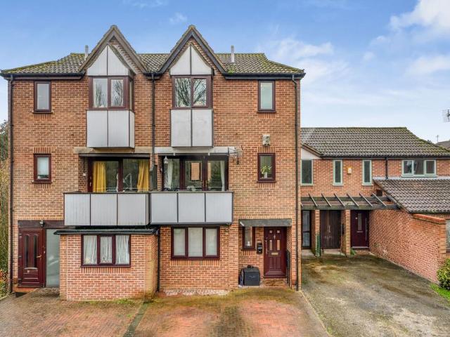 House for sale in Milton Keynes