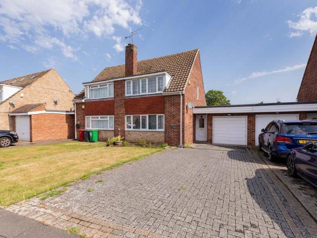 House for sale in Slough