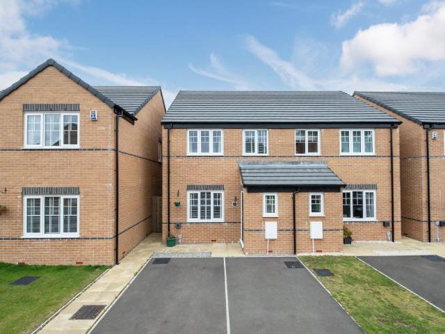 House for sale in Cullingworth, West Yorkshire
