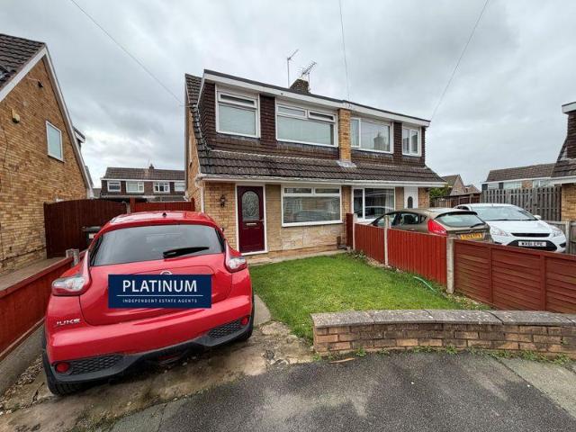House for sale in Rossmore, Cheshire