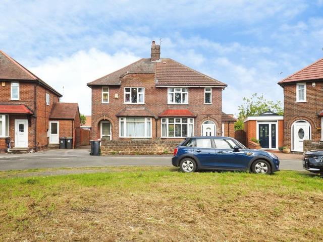 House for sale in Attenborough, East Midlands