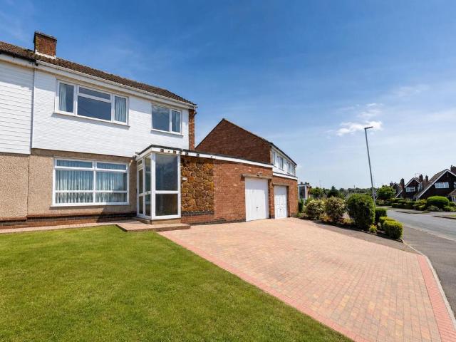 House for sale in Northampton, Northamptonshire