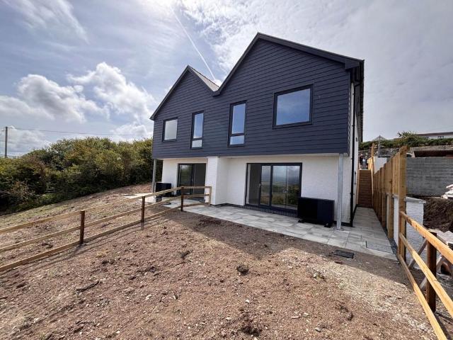 House for sale in Upper Borth, Wales