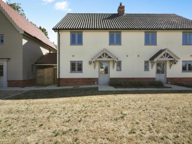 House for sale in Bedingfield, Suffolk