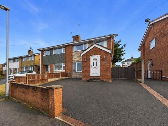 House for sale in Cheadle, Kingsley Moor