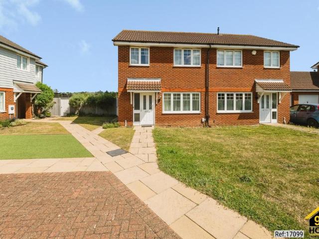 House for sale in London Borough of Havering, Greater London