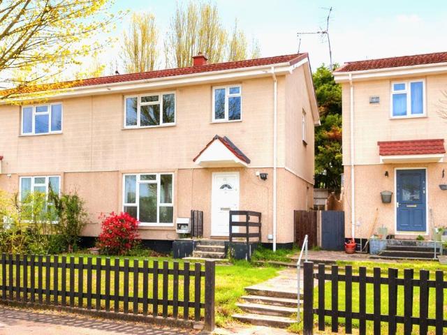 House for sale in Barnehurst, Greater London