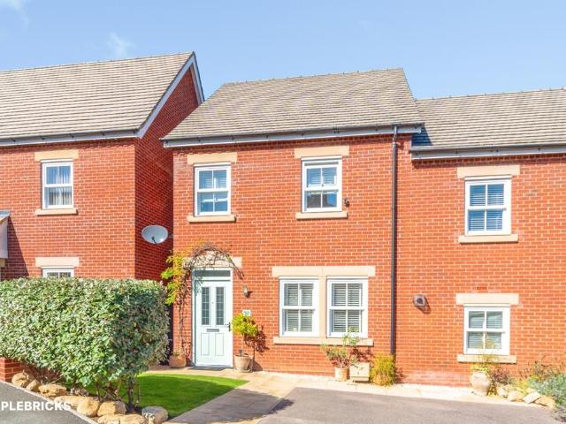 House for sale in Bedford