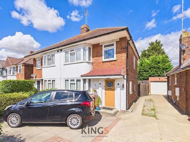 House for sale in South Mimms, Hertsmere
