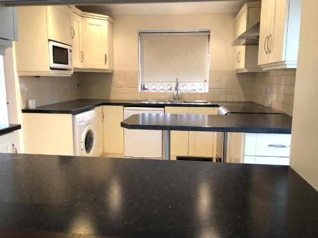 House for sale in Chatham