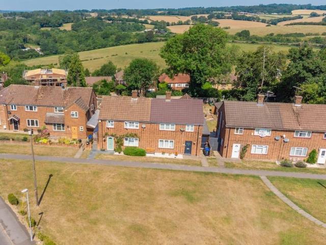House for sale in Beaconsfield, Forty Green