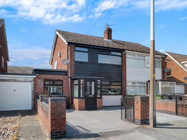 House for sale in Thornton, Sefton