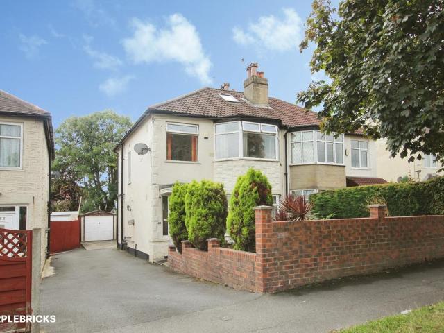 House for sale in Harehills, West Yorkshire