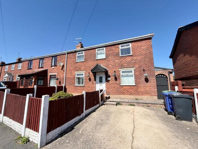 House for sale in Quarry Bank, West Midlands