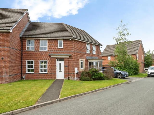 House for sale in Andertons Mill, Lancashire