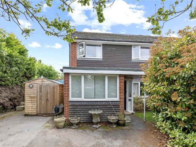 House for sale in Littlecote, West Sussex