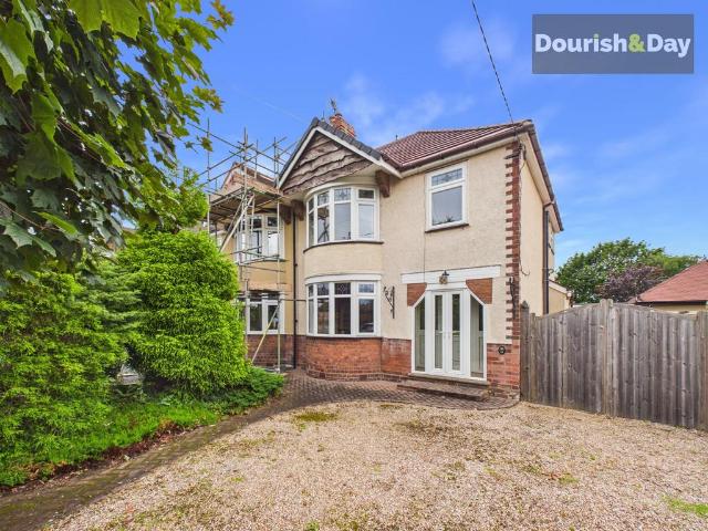 House for sale in Berkswich, Baswich