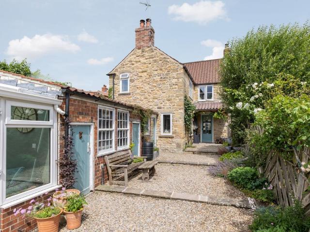 House for sale in Ampleforth, North Yorkshire